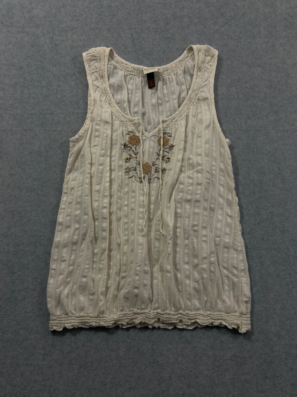 Sonoma Life + Style Embroidered & Beaded White V Neck Floral Tank Top Size M